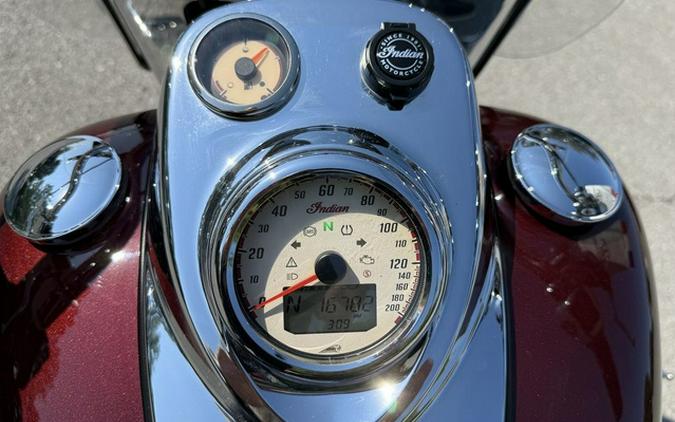 2022 Indian Springfield Maroon Metallic/Crimson Metallic
