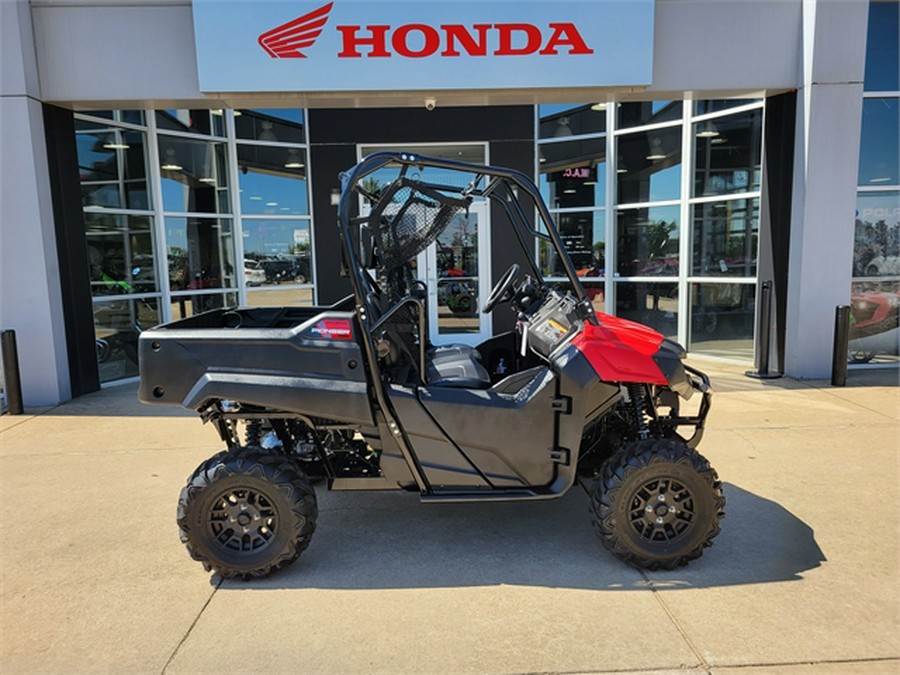 2025 Honda Pioneer 700 Deluxe