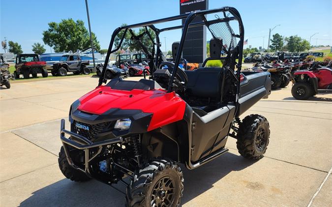 2025 Honda Pioneer 700 Deluxe