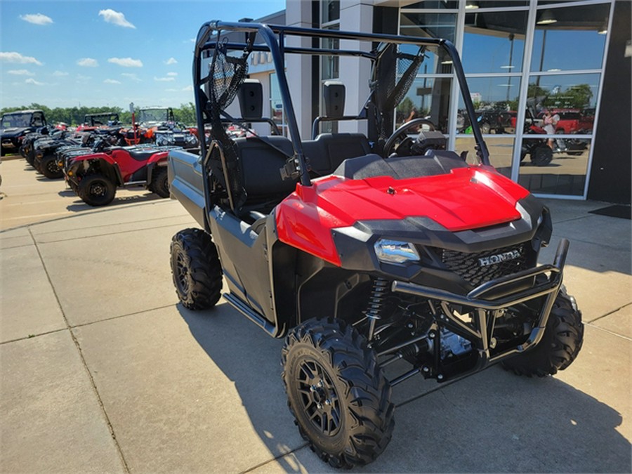 2025 Honda Pioneer 700 Deluxe