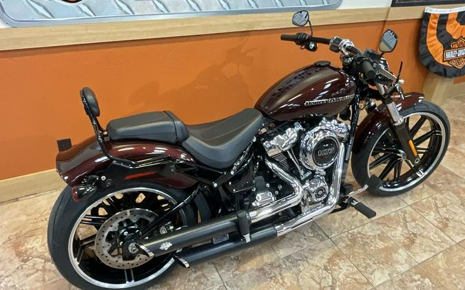 2018 Harley-Davidson® FXBR - Softail® Breakout®