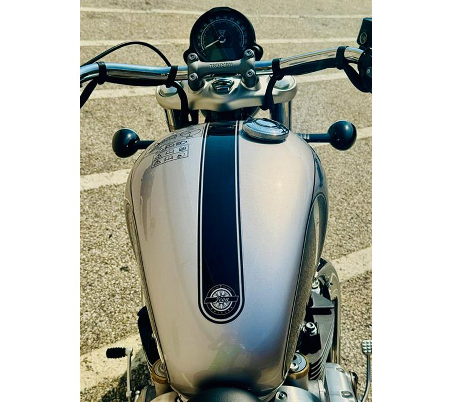 2025 Triumph Bonneville Speedmaster