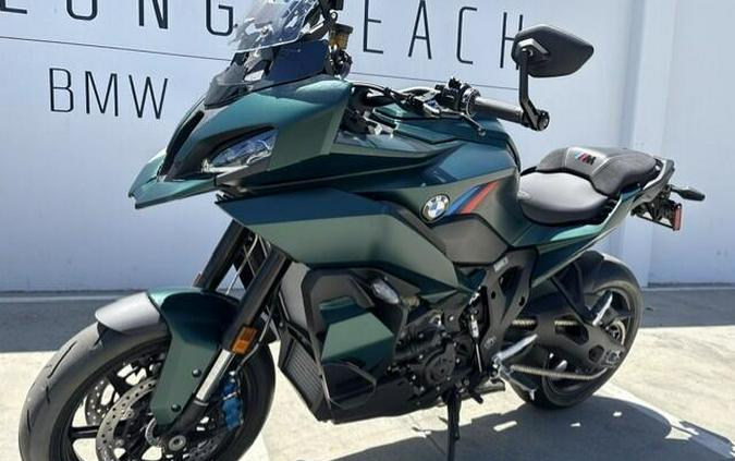 2026 BMW M 1000 XR