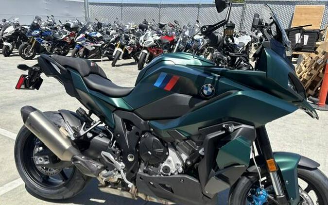2026 BMW M 1000 XR