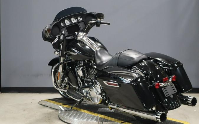 2023 Harley-Davidson® Street Glide® FLHX