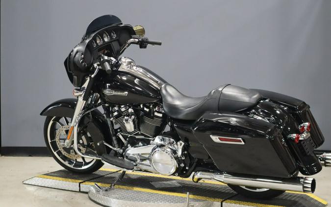2023 Harley-Davidson® Street Glide® FLHX
