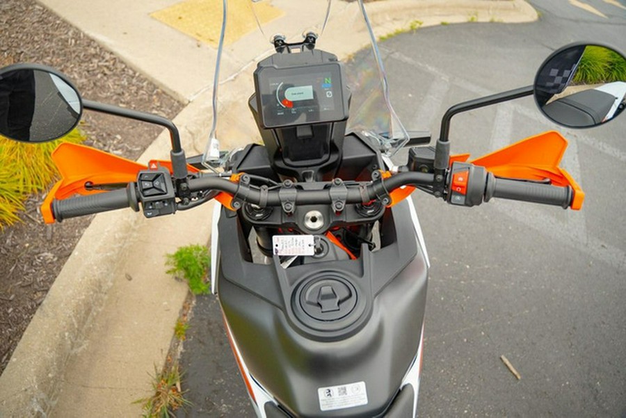 2025 KTM Adventure 390 R