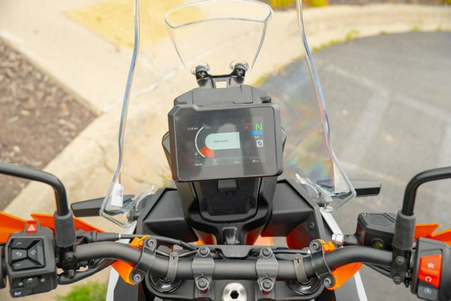 2025 KTM Adventure 390 R