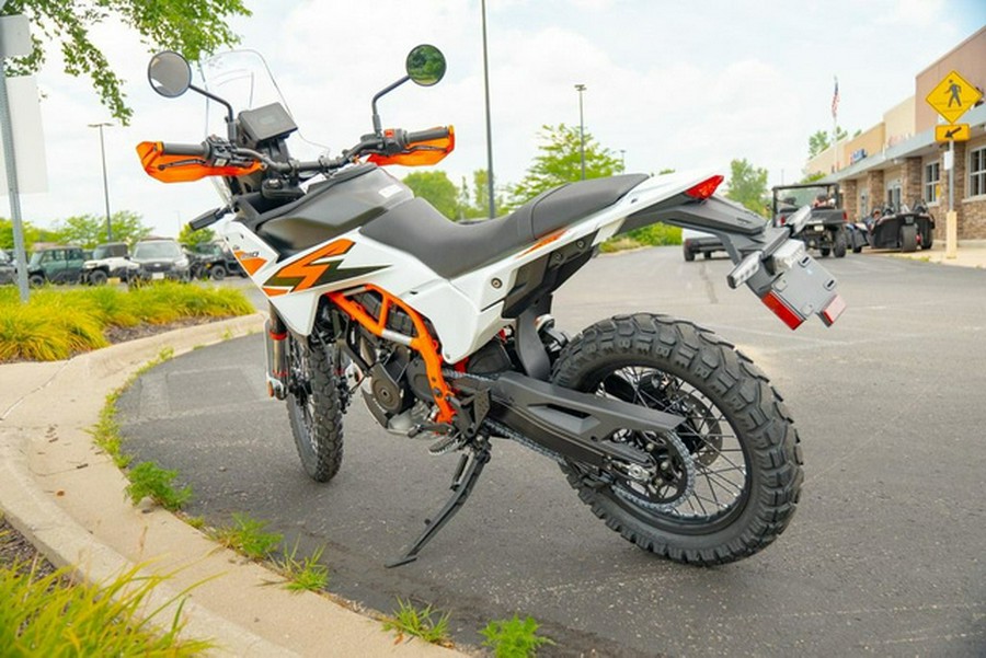 2025 KTM Adventure 390 R