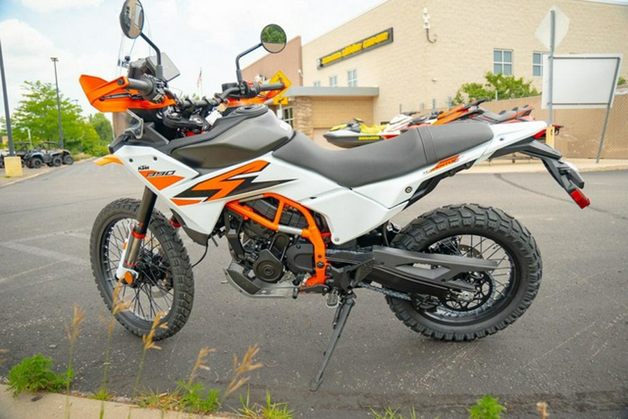 2025 KTM Adventure 390 R
