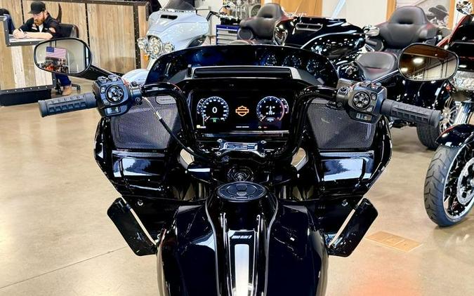 FLTRT 2026 Road Glide 3