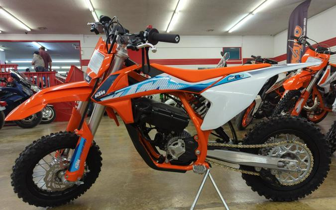 2024 KTM SX E 3