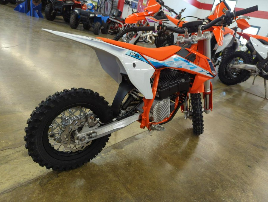 2024 KTM SX E 3