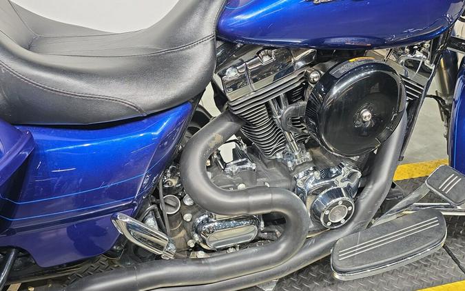 FLTRXS 2015 Road Glide® Special