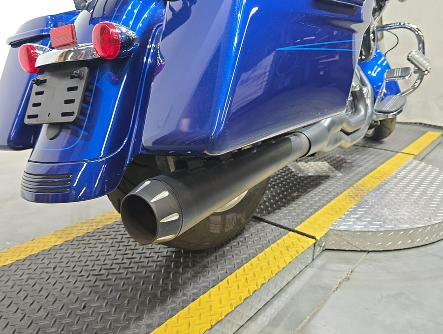 FLTRXS 2015 Road Glide® Special