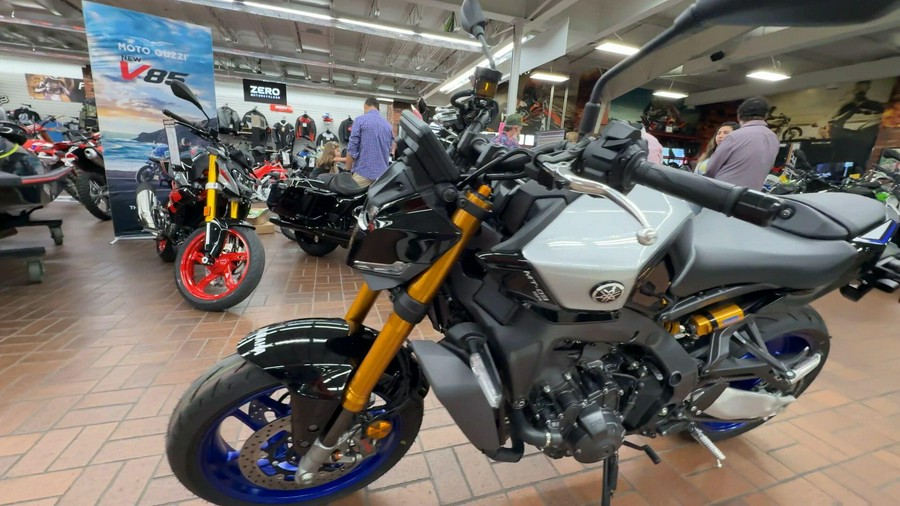 2025 Yamaha MT 09 SP