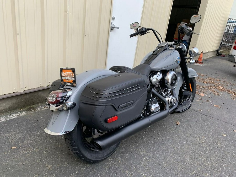 2026 Harley-Davidson® FLHC - Heritage Classic