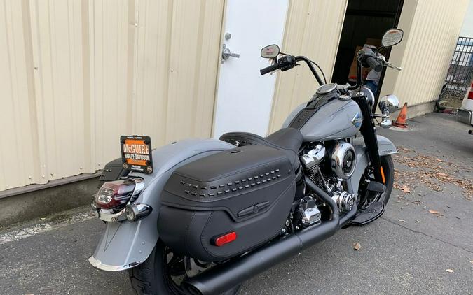 2026 Harley-Davidson® FLHC - Heritage Classic