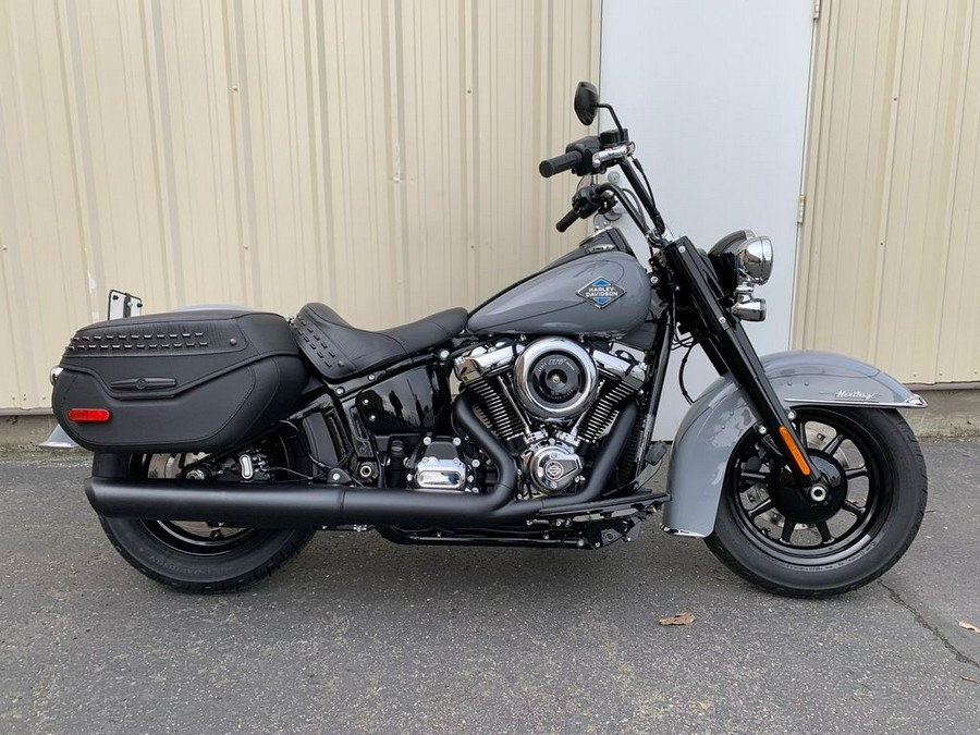 2026 Harley-Davidson® FLHC - Heritage Classic
