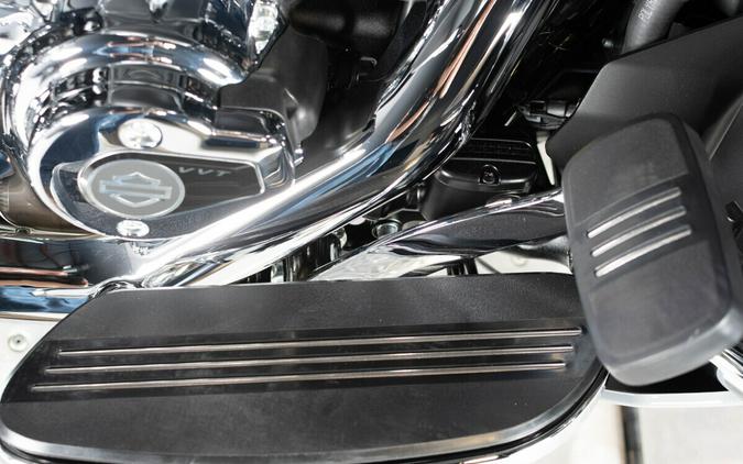 2026 Harley-Davidson Street Glide Limited FLHXL