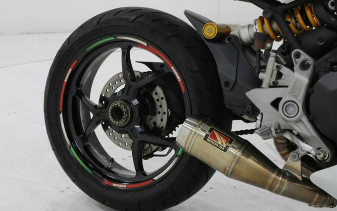 2022 Ducati SuperSport 950 S White Silk fairing