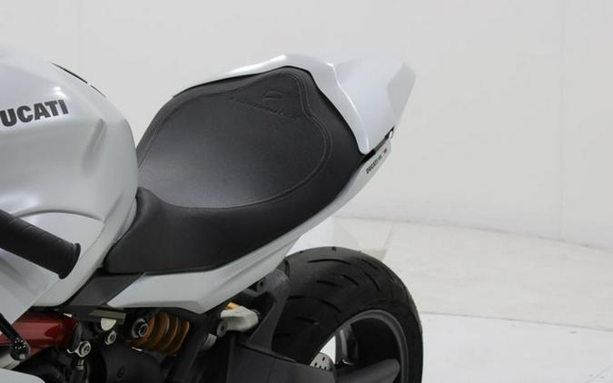 2022 Ducati SuperSport 950 S White Silk fairing