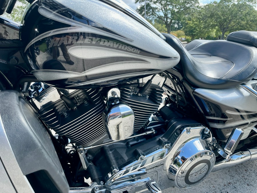 2015 Harley-Davidson CVO™ Street Glide®