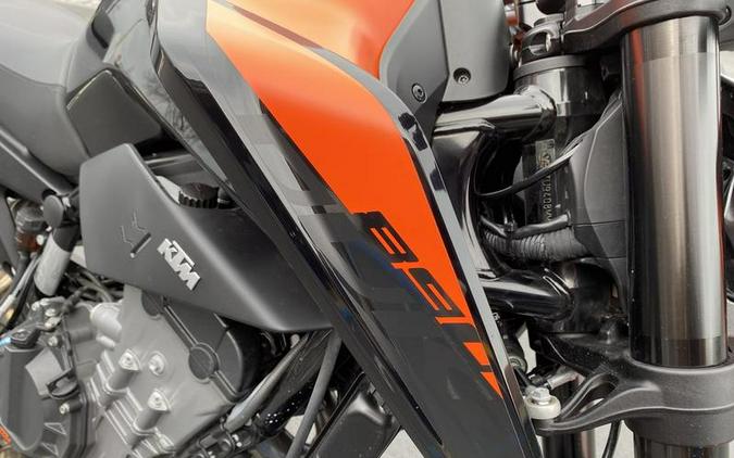 2021 KTM 890 Duke