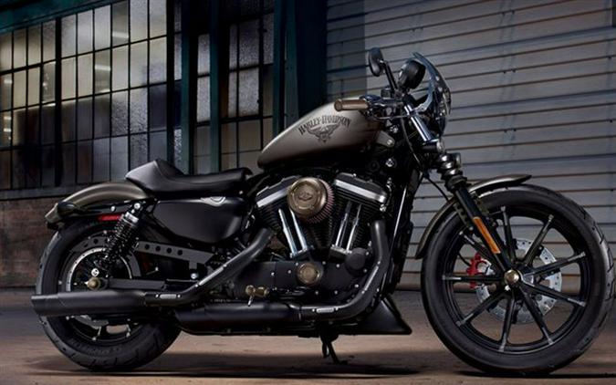 2018 Harley-Davidson Sportster Iron 883