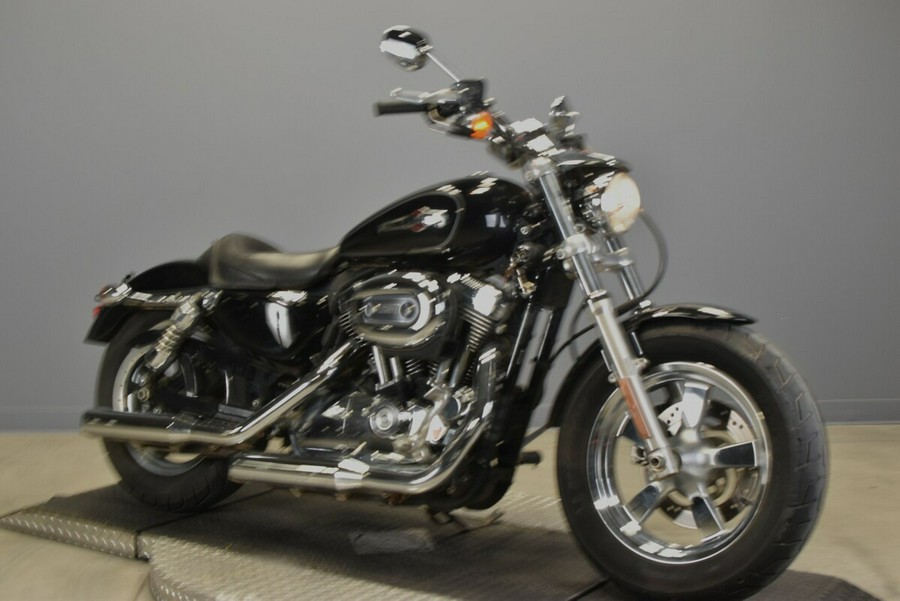 2011 Harley-Davidson Sportster 1200 Custom