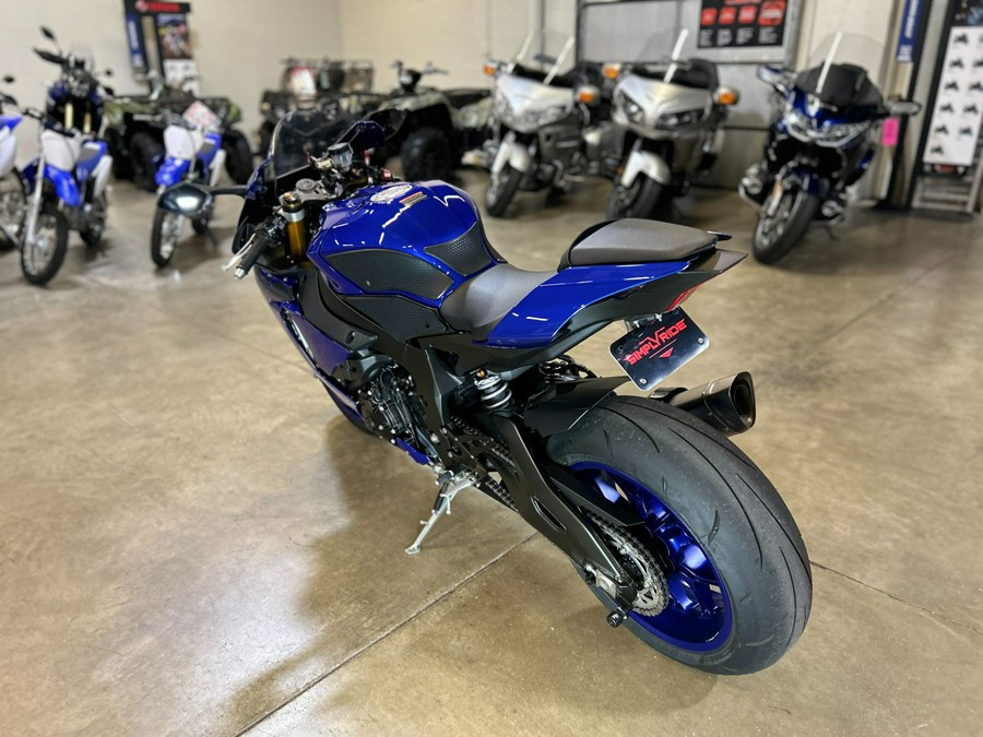 2018 Yamaha YZF-R1