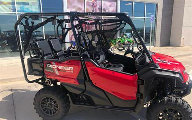 2024 Honda Pioneer 1000-5 Deluxe