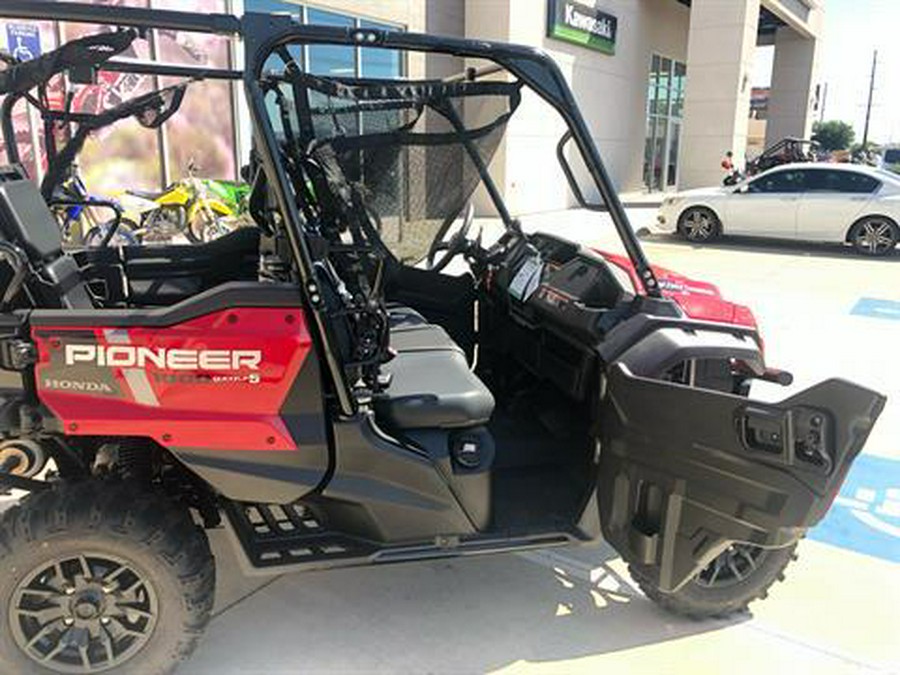 2024 Honda Pioneer 1000-5 Deluxe