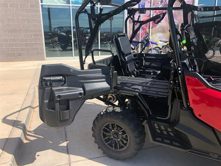 2024 Honda Pioneer 1000-5 Deluxe