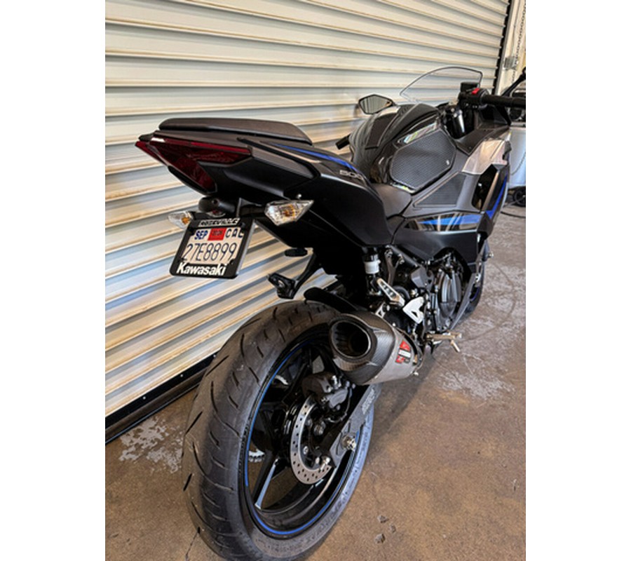 2025 Kawasaki Ninja 500 ABS Metallic Flat Spark Black/Metallic