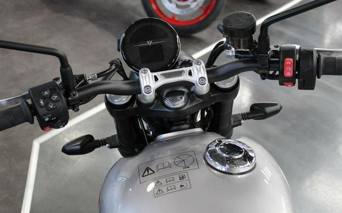 2025 Triumph Speed Twin 900 Base