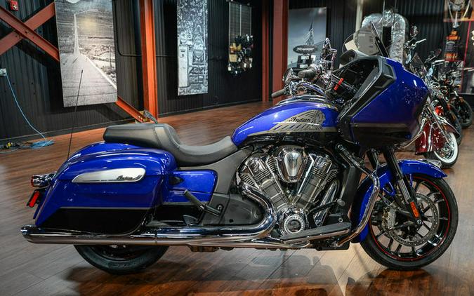 2022 Indian Motorcycle® Challenger® Limited Spirit Blue Metallic/Black Metallic