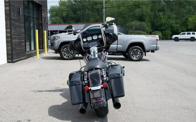 2014 Harley-Davidson® FLHXS Street Glide Special