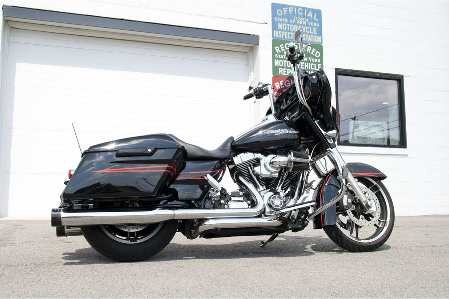 2014 Harley-Davidson® FLHXS Street Glide Special