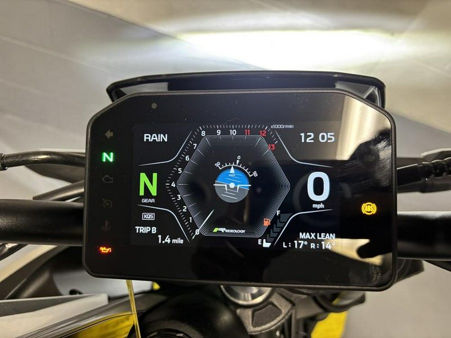 2025 Kawasaki ZR900SSFAN