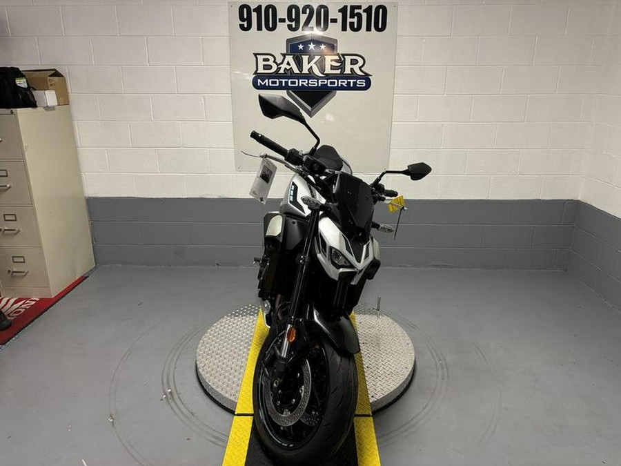 2025 Kawasaki ZR900SSFAN