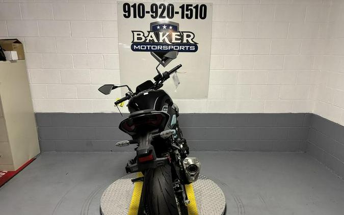 2025 Kawasaki ZR900SSFAN