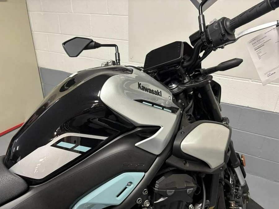 2025 Kawasaki ZR900SSFAN