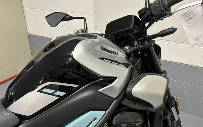 2025 Kawasaki ZR900SSFAN