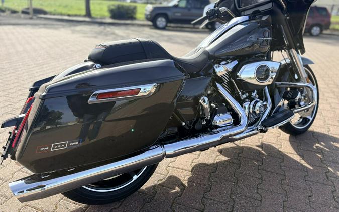 FLHX 2026 Street Glide®