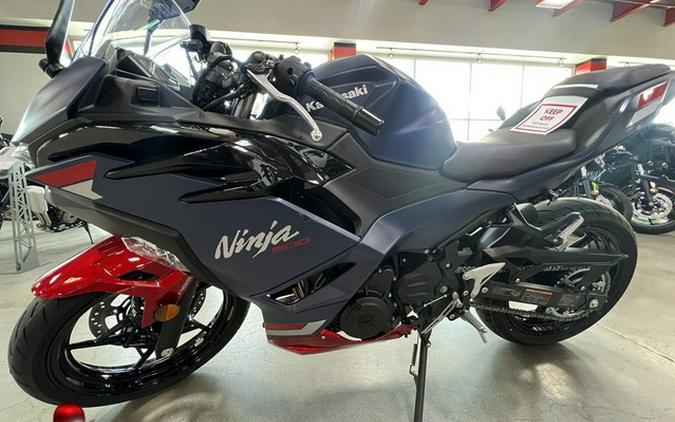 2026 Kawasaki Ninja 500 ABS Metallic Matte Twilight Blue