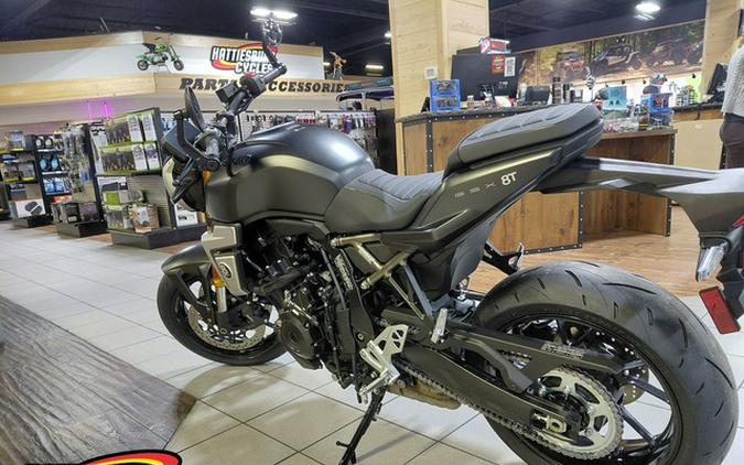 2026 Suzuki GSX 8T