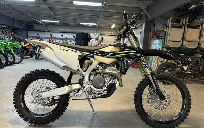 2026 Triumph TF 450-C