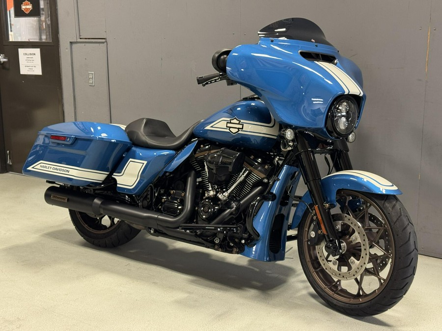 FLHXST 2023 Street Glide® ST