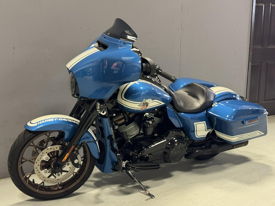 FLHXST 2023 Street Glide® ST